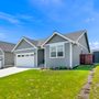 Photo of Amy Solodyankin - Buck Real Estate