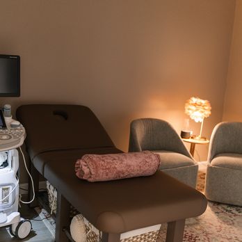 Behind the Bump HD - A cuddle‑cozy ultrasound room with comfy seating for your little one's fan club. - Ultrasound Imaging Centers Near Me - Powell, Tennessee Behind the Bump HD - A cuddle‑cozy ultrasound room with comfy seating for your little one's fan club. - Ultrasound Imaging Centers Near Me - Powell, Tennessee