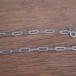 Ya Ya's Boutique - Broken necklace after they repaired it with a non-sterling silver clasp.