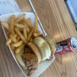 CHICKEN SLIDERS combo meal $7.99 CHICKEN SLIDERS combo meal $7.99