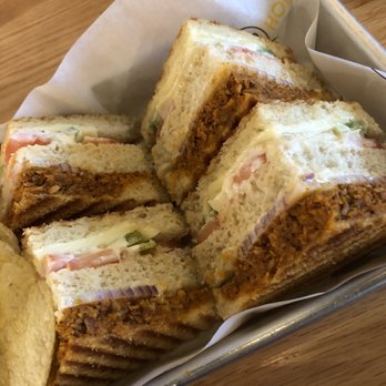 Eggholic - Chicken Masala Sandwich (not good at all) - Indian Near Me - Irving, Texas