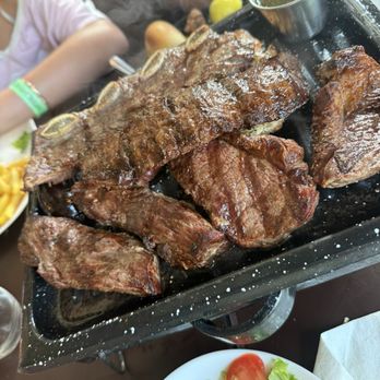 Alta Vaca Grill Argentinean Steakhouse - Alta parrillada - Steakhouses Near Me - Davie, Florida