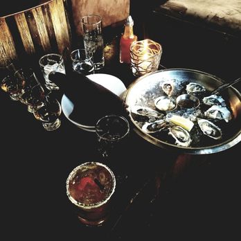 District - Oakland - baby im back - Wine Bars Near Me - Oakland, California