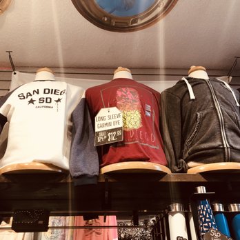 LA JOLLA OUTPOST: GIFT AND SNORKEL - Updated February 2026 - 38