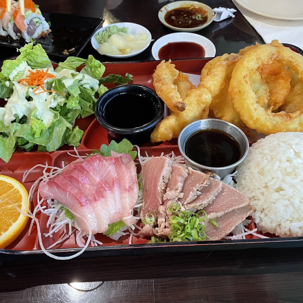 Wedashii - 3 items 3 Item Bento Box. I'm very happy with my sashimi, sea steak and tempura. - Sushi Bars Near Me - Sacramento, California Wedashii - 3 items 3 Item Bento Box. I'm very happy with my sashimi, sea steak and tempura. - Sushi Bars Near Me - Sacramento, California