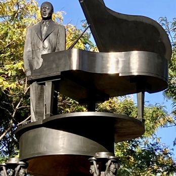 Duke Ellington Statue - Taken previously Posted with review. I was there again on 08/19/23 - Public Art Near Me - New York, New York