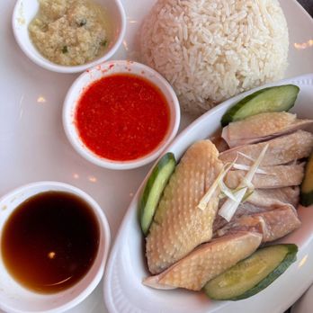 Ipoh Kopitiam - Hainam Chicken - Malaysian Near Me - Alhambra, California