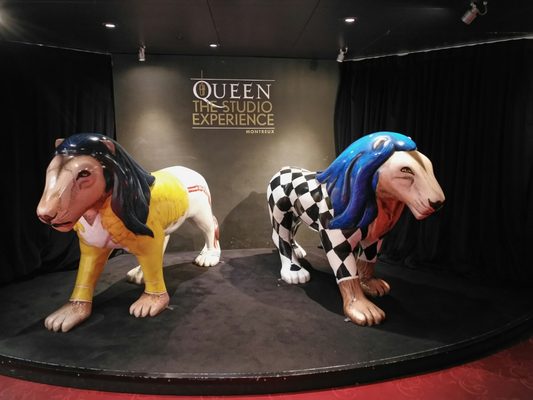 Queen Studio Experience by null