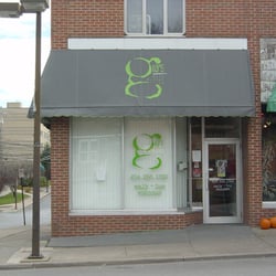 Gio's Hair Design II - Salon Storefront