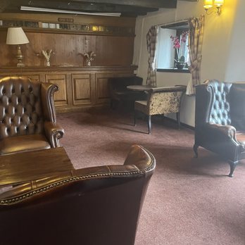 Legacy Rose & Crown Hotel - Hotels Near Me - Salisbury, WIL