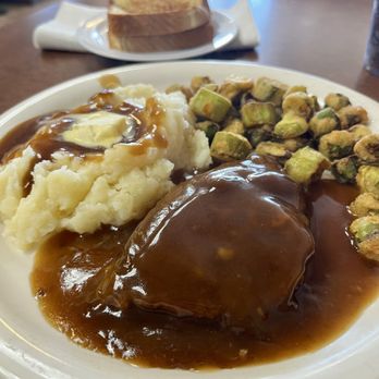 Dino's Restaurant - County Style Steak, masked potatoes with brown gravy and fried okra - Italian Near Me - Elizabethton, Tennessee Dino's Restaurant - County Style Steak, masked potatoes with brown gravy and fried okra - Italian Near Me - Elizabethton, Tennessee