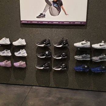 Nike - Pembroke Pines - Shoe Stores Near Me - Pembroke Pines, Florida Nike - Pembroke Pines - Shoe Stores Near Me - Pembroke Pines, Florida