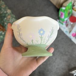 Maggie & Ellie's Pottery and Art Studio