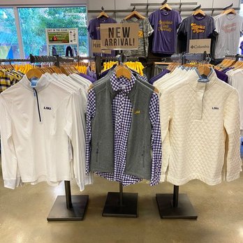 Alumni Hall - Women's Clothing Near Me - Baton Rouge, Louisiana Alumni Hall - Women's Clothing Near Me - Baton Rouge, Louisiana