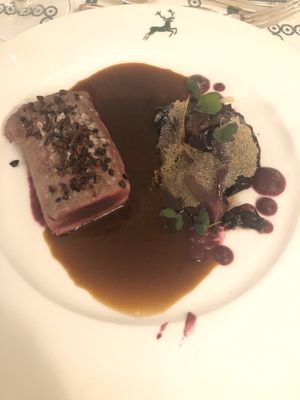 Restaurant Goldener Hirsch by null