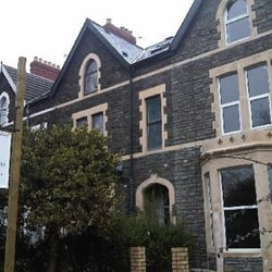 Number One Hundred Bed And Breakfast