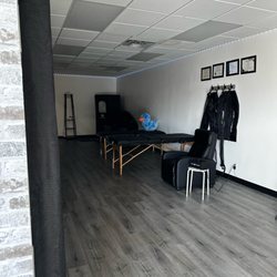 Relaxate Sports Recovery - Inside office