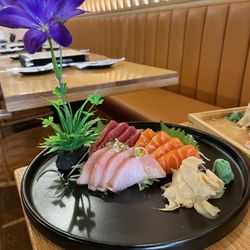 Oishii Sushi - Sashimi