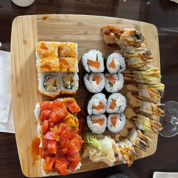 9 Thai Sushi - Sushi so lovely so fresh! - Sushi Bars Near Me - Estero, Florida