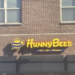 Hunny Bee’s - Outside view!