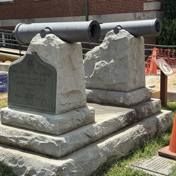 Twin Revolutionary Style Cannons - Twin cannons! - Landmarks & Historical Buildings Near Me - Gaffney, South Carolina Twin Revolutionary Style Cannons - Twin cannons! - Landmarks & Historical Buildings Near Me - Gaffney, South Carolina