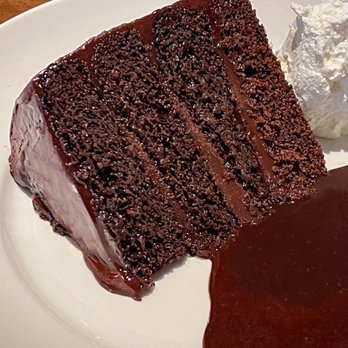 J. Alexander’s San Antonio La Cantera - The Chocolate Cake - New American Near Me - San Antonio, Texas