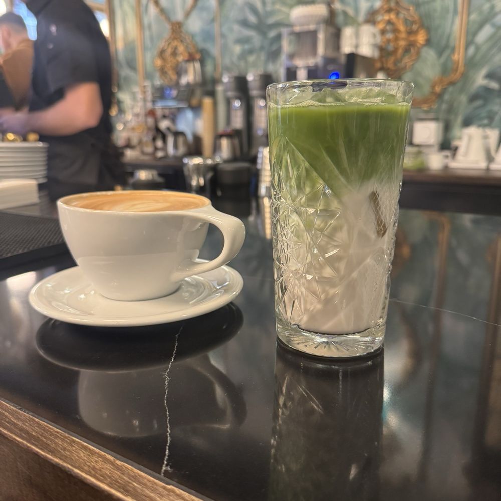 Cafe Deko - Latte and matcha latte - Coffee & Tea Near Me - Chicago, Illinois Cafe Deko - Latte and matcha latte - Coffee & Tea Near Me - Chicago, Illinois