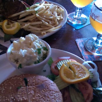 Patterson's Pub - American Near Me - Mendocino, California