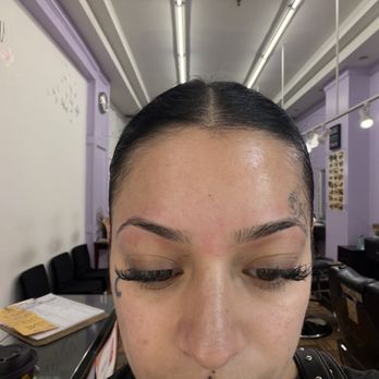 Roopa's Brow Lounge - eyebrows - Eyelash Service Near Me - Los Angeles, California Roopa's Brow Lounge - eyebrows - Eyelash Service Near Me - Los Angeles, California