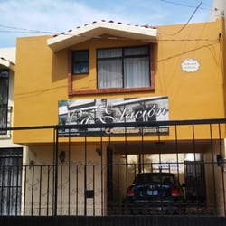 Almuerzos la Estación - Fachada La Estación