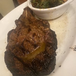 LONGHORN STEAKHOUSE 64 Photos 97 Reviews 12581 Jefferson Ave