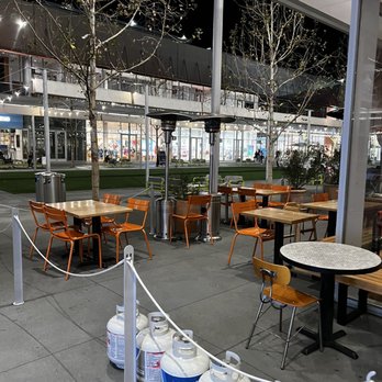 Delarosa Bishop Ranch - Pizza Near Me - San Ramon, California