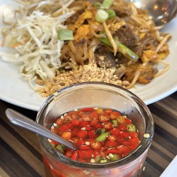 Thai Boom - Pad Thai and spicy fish sauce!  Happy tummy lol - Thai Near Me - Beverly Hills, California