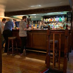 The Robin Hood - Bar area