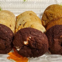 Electric Love Bakeshop - Assorted cookies