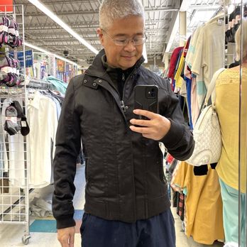 Value Village - Thrift Stores Near Me - Toronto, Ontario Value Village - Thrift Stores Near Me - Toronto, Ontario