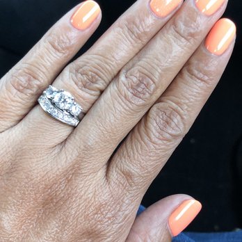Han's Nails - Thanks Yen! DND 502 Soft Orange - Nail Salons Near Me - Sacramento, California