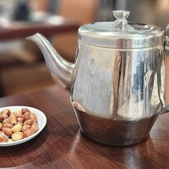 Mama Lu's Dumpling House - Tea & Peanuts - Shanghainese Near Me - Arcadia, California Mama Lu's Dumpling House - Tea & Peanuts - Shanghainese Near Me - Arcadia, California