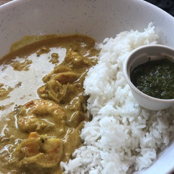 Cafe Des Amis - Shrimp curry - Mediterranean Near Me - Paia, Hawaii