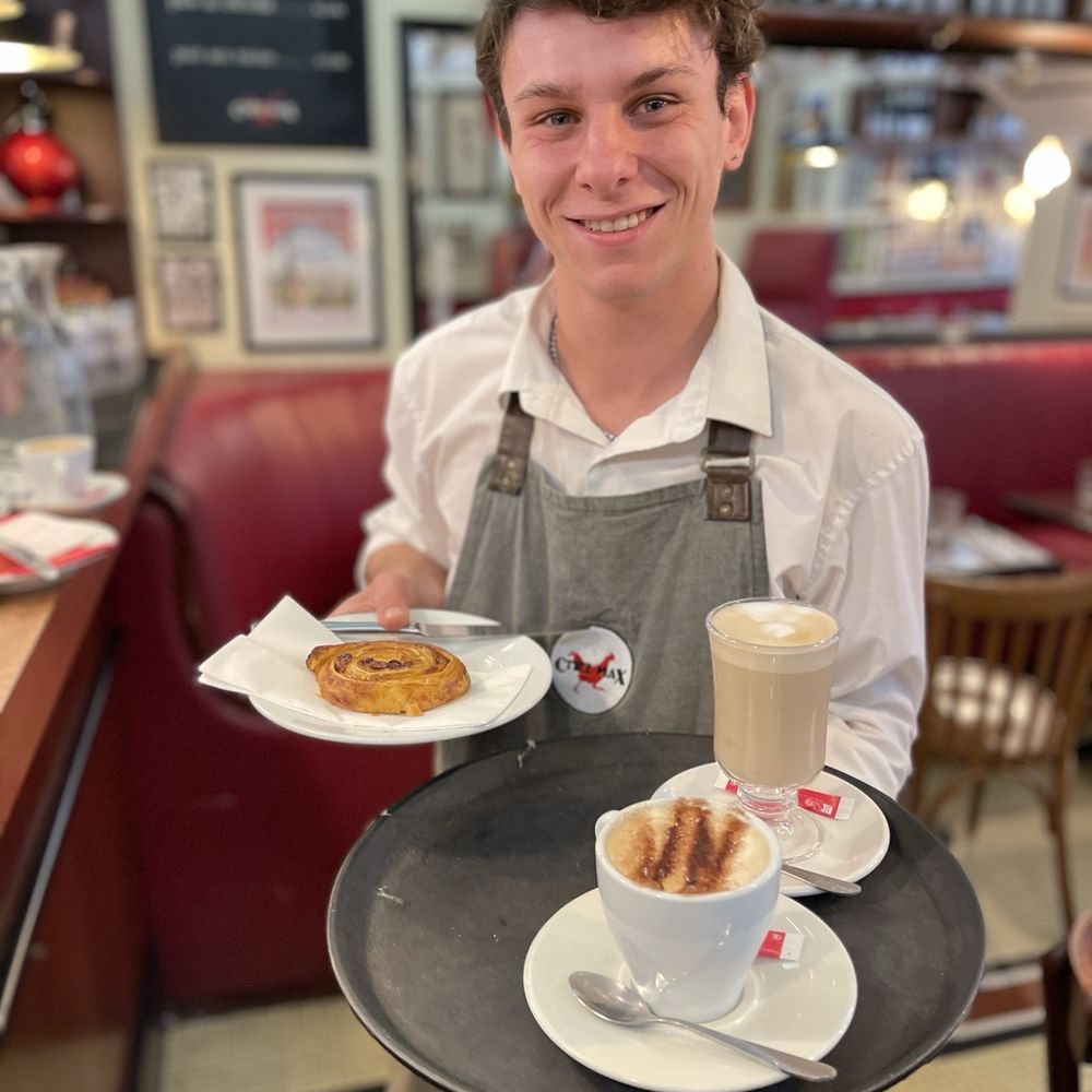 Chez Max - Brendan, super nice server. - French Near Me - Dublin, D