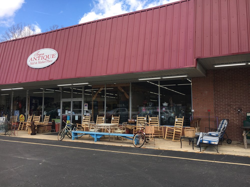 Tryon Antique Mall Image