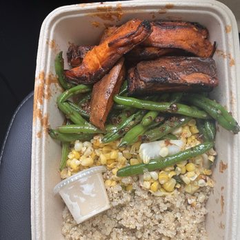 Naked Farmer - Quinoa, corn, green beans, sweet potatoes & garlic aioli sauce. - New American Near Me - Tampa, Florida