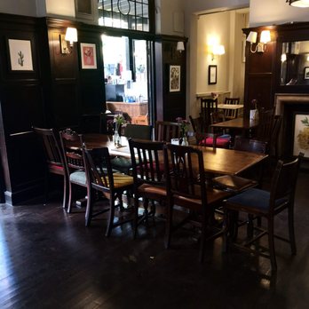 The Garden Gate - Interior - Pubs Near Me - London, XGL The Garden Gate - Interior - Pubs Near Me - London, XGL