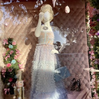 Louise James Boutique - Outside - Women's Clothing Near Me - Winter Park, Florida