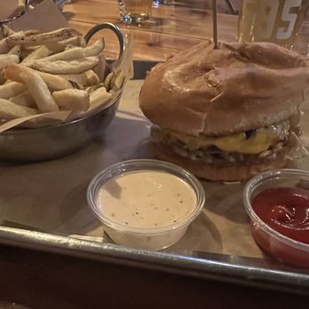 595 Craft and Kitchen - Craft Burger (The bun came out nice. I forgot to take a before pic so I turned the burger around-haha) - Gastropubs Near Me - Las Vegas, Nevada