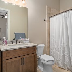 Citrus Cabinets - Bathroom: shaker cabinets
