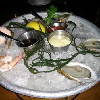 Lure Fishbar - Raw Bar Tasting - Seafood Near Me - New York, New York