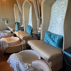 Cristallo Spa - Pedicure station facing beautiful views of the golf course and foliage this time of year