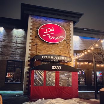 Del Friscos - Front entrance - Italian Near Me - Dollard-des-Ormeaux, Quebec