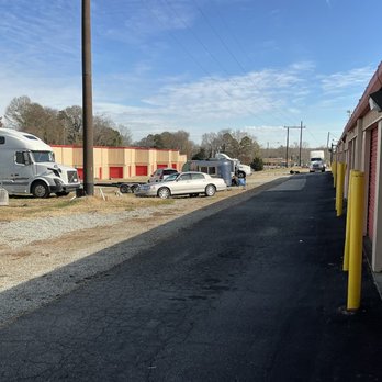 SecurCare Self Storage - Self Storage Near Me - Mount Holly, North Carolina